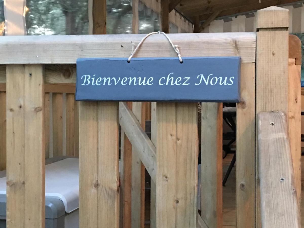 Mobilhome Familial 6 A 7 P 3 Chambres 42 M2 Saint Brevin Les Pierres Couchees Bagian luar foto