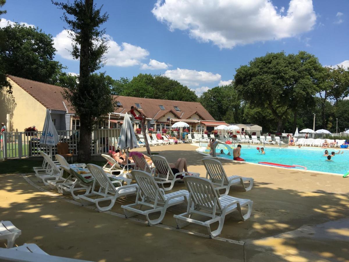 Mobilhome Familial 6 A 7 P 3 Chambres 42 M2 Saint Brevin Les Pierres Couchees Bagian luar foto