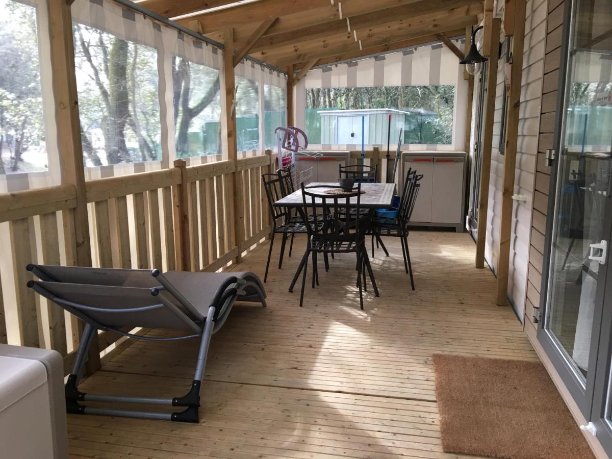 Mobilhome Familial 6 A 7 P 3 Chambres 42 M2 Saint Brevin Les Pierres Couchees Bagian luar foto