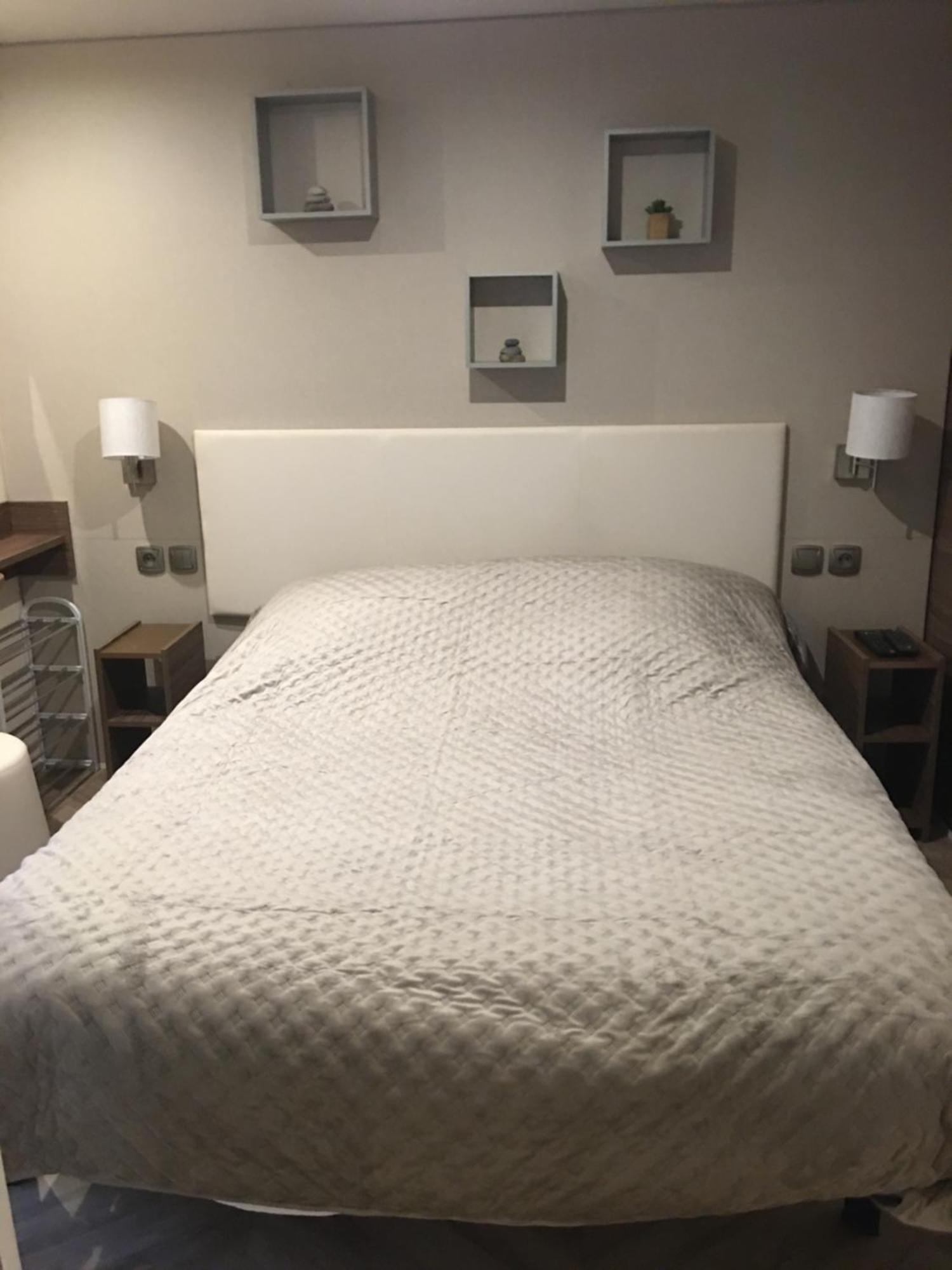 Mobilhome Familial 6 A 7 P 3 Chambres 42 M2 Saint Brevin Les Pierres Couchees Bagian luar foto