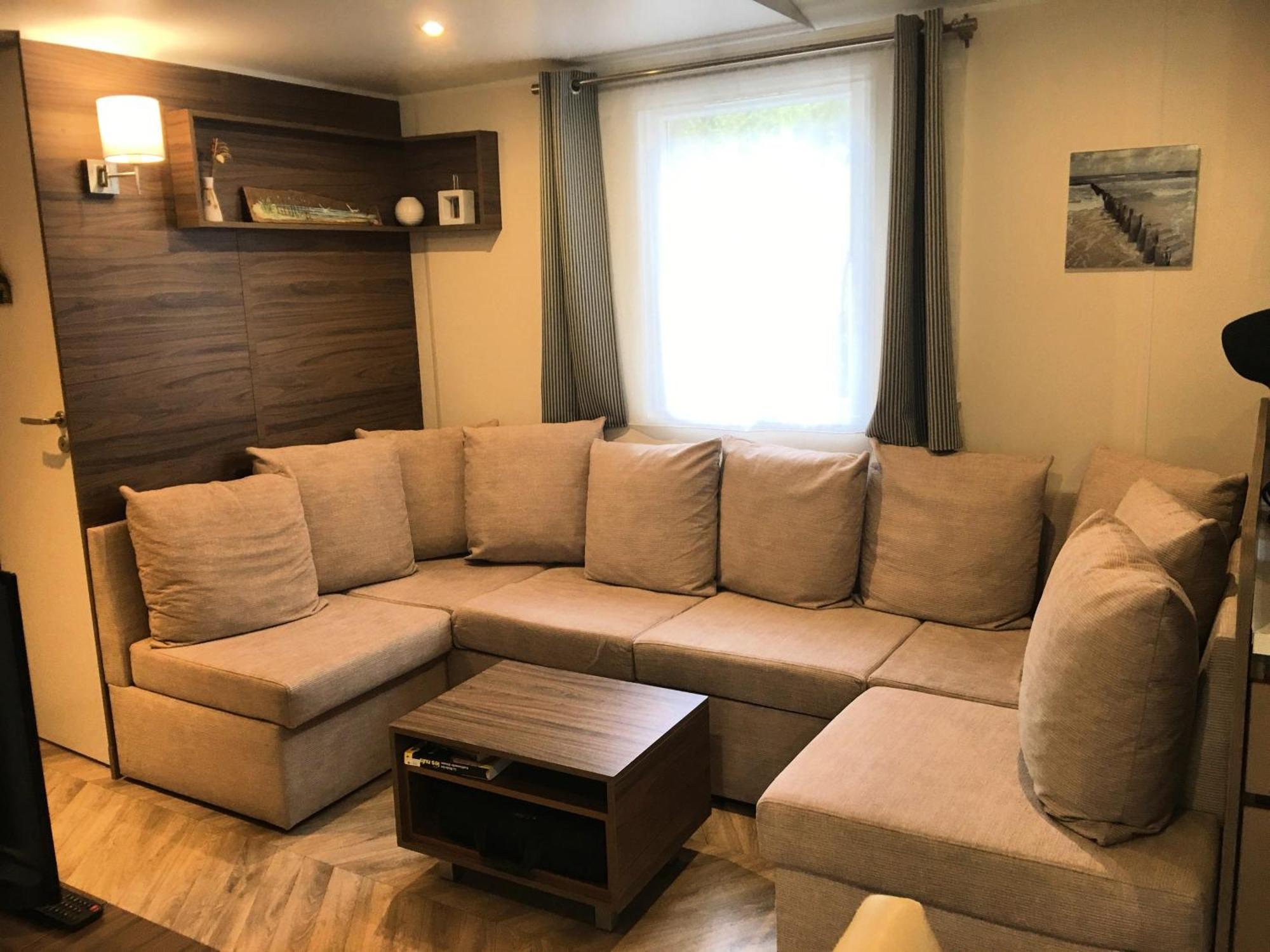 Mobilhome Familial 6 A 7 P 3 Chambres 42 M2 Saint Brevin Les Pierres Couchees Bagian luar foto