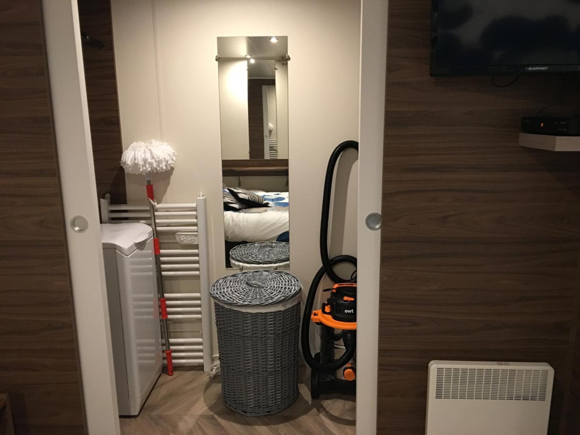 Mobilhome Familial 6 A 7 P 3 Chambres 42 M2 Saint Brevin Les Pierres Couchees Bagian luar foto