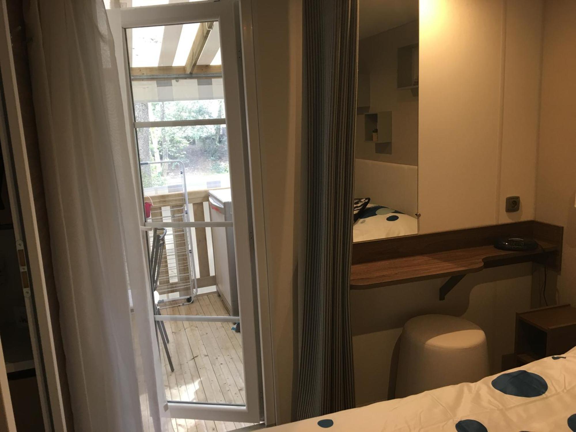 Mobilhome Familial 6 A 7 P 3 Chambres 42 M2 Saint Brevin Les Pierres Couchees Bagian luar foto