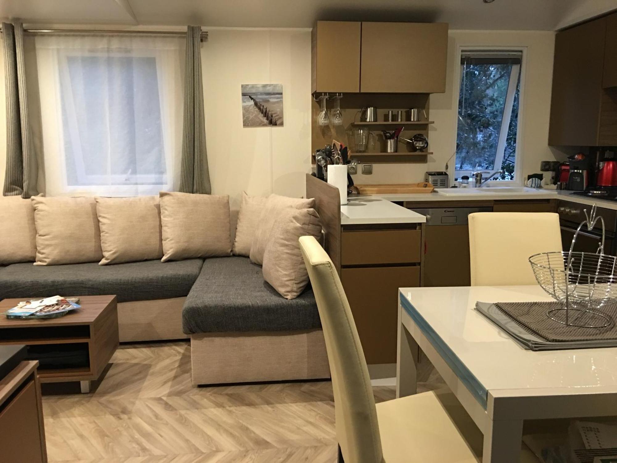 Mobilhome Familial 6 A 7 P 3 Chambres 42 M2 Saint Brevin Les Pierres Couchees Bagian luar foto