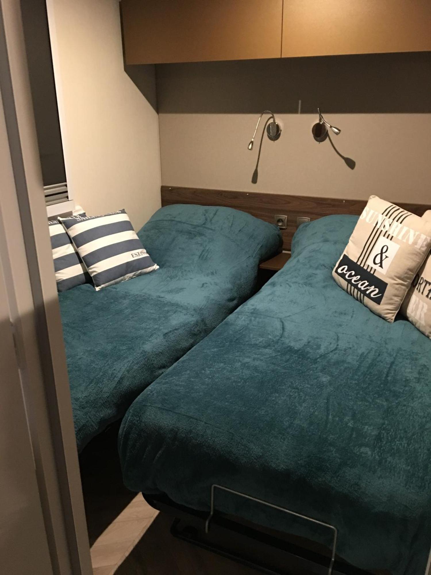 Mobilhome Familial 6 A 7 P 3 Chambres 42 M2 Saint Brevin Les Pierres Couchees Bagian luar foto