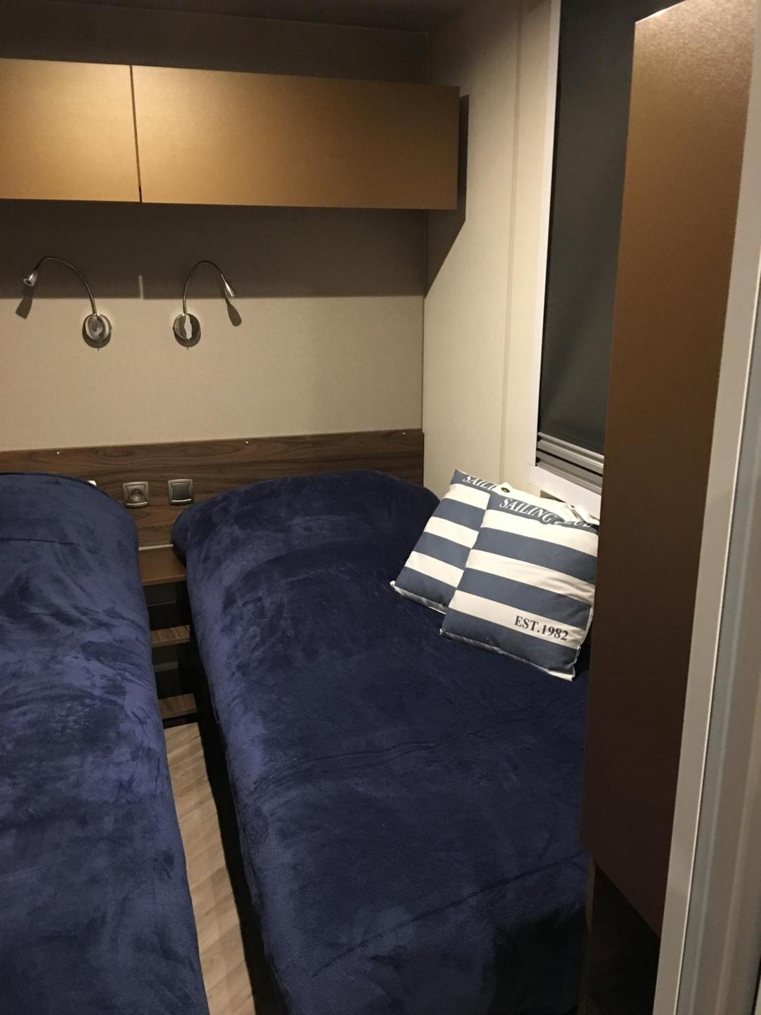 Mobilhome Familial 6 A 7 P 3 Chambres 42 M2 Saint Brevin Les Pierres Couchees Bagian luar foto